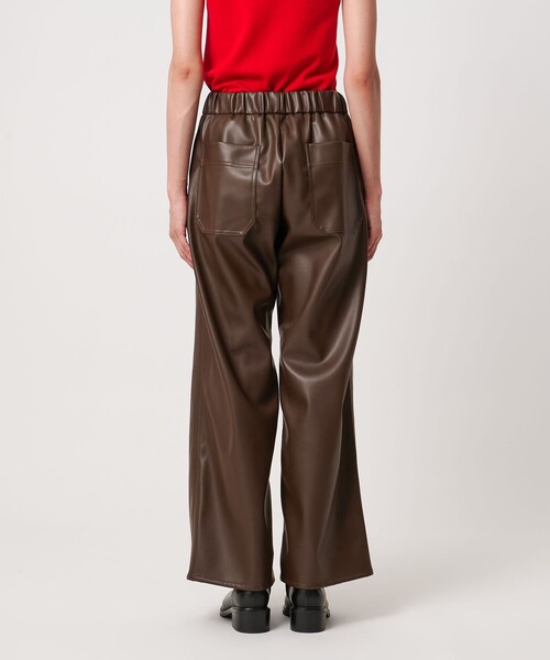 CINOH（チノ）の「【別注】＜CINOH＞レザーライク パンツ（その他パンツ・レディース・ブラック/ブラウン系・36/38）」の11枚目の写真