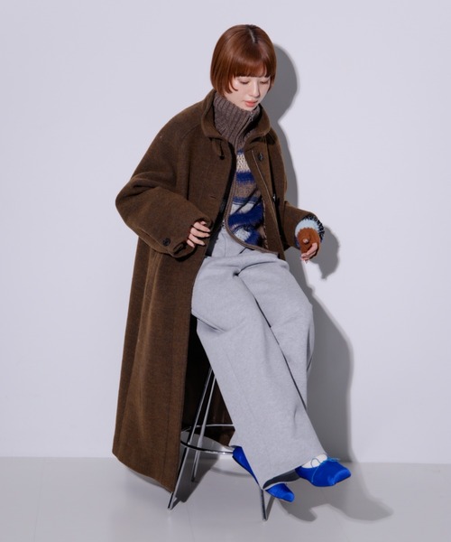 Ray BEAMS（レイビームス）の「スタンドカラー シングル コート（ステンカラーコート・レディース・ブラック/ブラウン・0/1）」の2枚目の写真