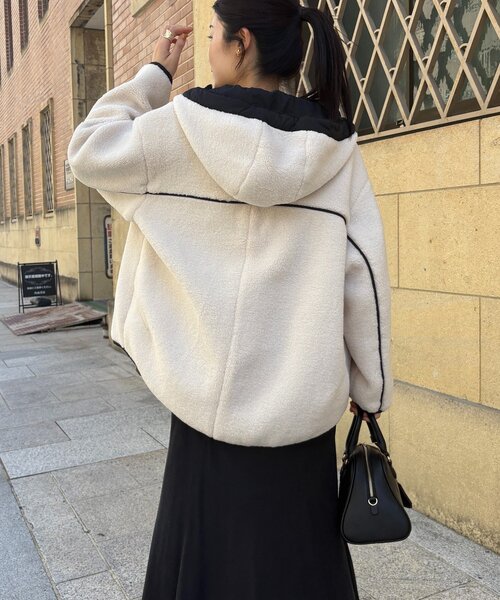 DouDou（ドゥドゥ）の「ボア配色フーディーコート（その他アウター・レディース・オフホワイト/チャコールグレー・FREE）」の13枚目の写真