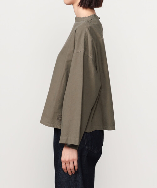 ORCIVAL（オーシバル）の「ORCIVAL | ガーメントダイ スタンドカラープルオーバー WOMEN（シャツ/ブラウス・レディース・モカ/ブラック/イエロー・1）」の5枚目の写真