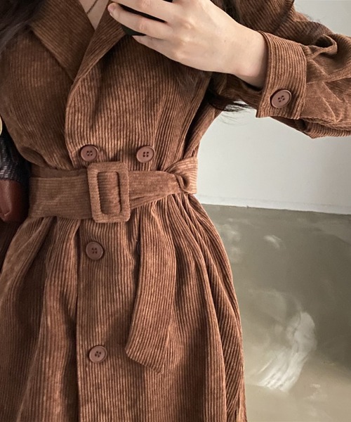 FREE STYLISTS(フリー スタイリスト)の「YUGA_YGMC Corduroy double button dress(ワンピース・レディース・ブラウン/ブラック・FREE)」の13枚目の写真