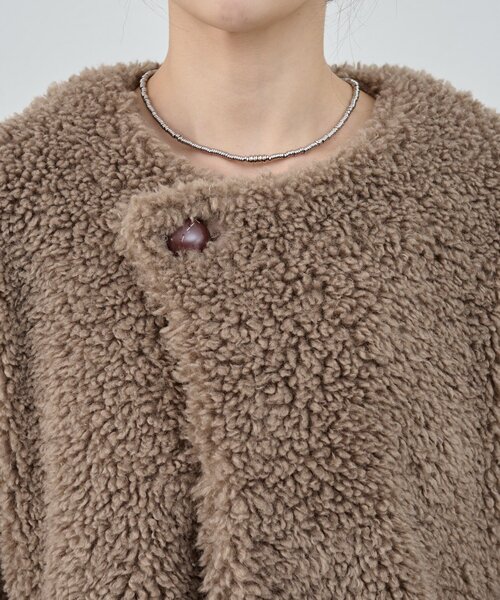 SHENERY（シーナリー）の「ノーカラーボアコート（その他アウター・レディース・モカ/ホワイト・FREE）」の20枚目の写真