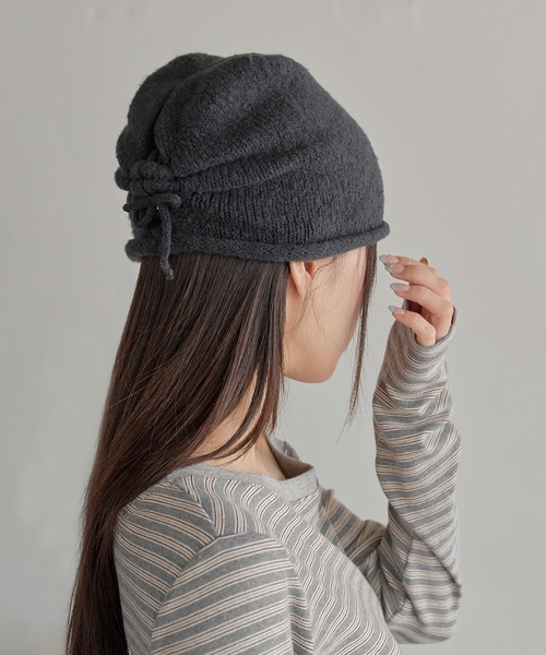 UNE MANSION（ユヌマンション）の「ルーズニットバックシャーリングビーニー（ニットキャップ/ビーニー・レディース・ブラック/モカ/チャコールグレー/ベージュ・ONESIZE）」の19枚目の写真
