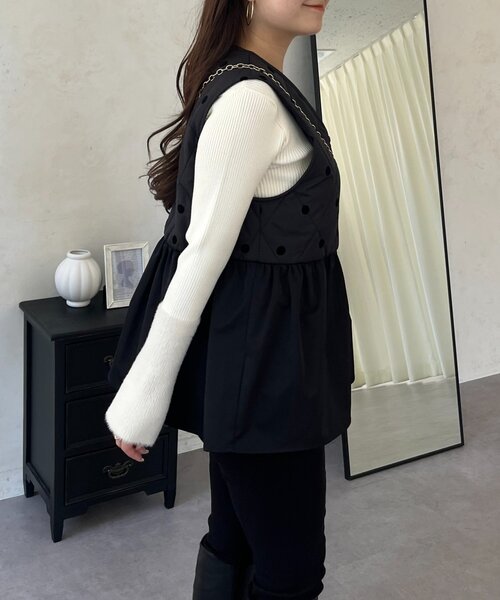 prose verse（プロズヴェール）の「フロッキードットキルティングペプラムベスト（ベスト・レディース・ブラック系その他・LARGE/MEDIUM）」の7枚目の写真