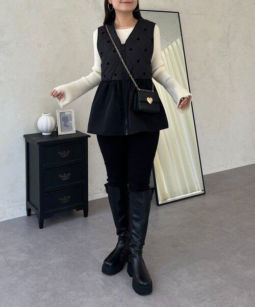 prose verse（プロズヴェール）の「フロッキードットキルティングペプラムベスト（ベスト・レディース・ブラック系その他・LARGE/MEDIUM）」の14枚目の写真