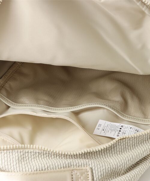 NIKE(ナイキ)の「《NIKEアパレル》NK AURA BKPK-CORD(バックパック/リュック・メンズ・ベージュ系その他・フリー)」の4枚目の写真