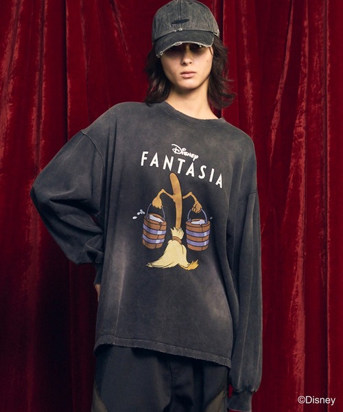 UNISEX》【MOVIE SERIES】「FANTASIA」- BROOM - Prime-Over Crew Neck