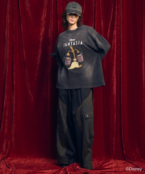 UNISEX》【MOVIE SERIES】「FANTASIA」- BROOM - Prime-Over Crew Neck