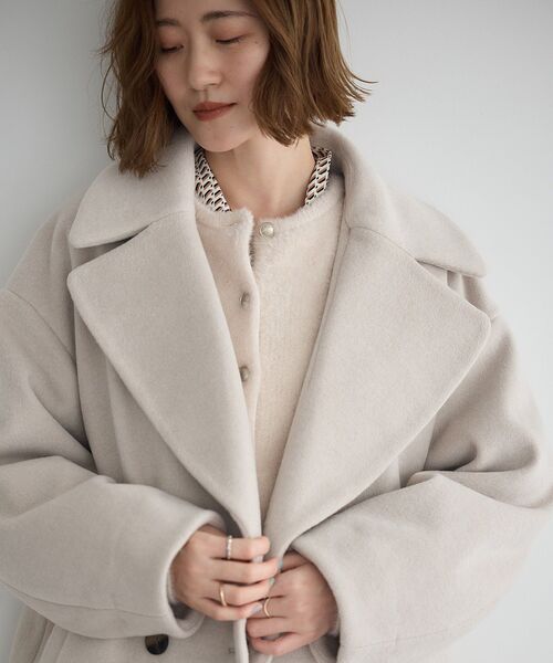 YECCA VECCA（イェッカヴェッカ）の「ビッグカラーニットビーバーショートコート（その他アウター・レディース・モカ/グレイッシュベージュ・FREE）」の10枚目の写真