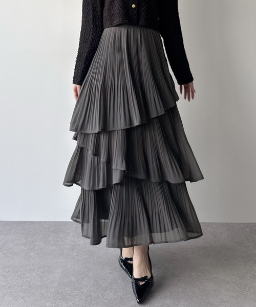 mipiarl（ミピアール）の「ランダムヘムプリーツティアードスカート（スカート・レディース・ブルーグレー/ホワイト/ピンクベージュ/チャコール/ブラック・X-LARGE/LARGE/MEDIUM/SMALL）」の7枚目の写真