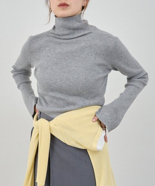 SHENERY(シーナリー)の「ハイネックリブニット(ニット/セーター・レディース・ブラック/グレー/オフホワイト・FREE)」の3枚目の写真