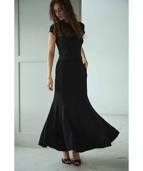 Estella.K(エステラケー)の「Robe Skirt ナローラインロングスカート(スカート・レディース・ブラック/ブラウン・SMALL/MEDIUM)」の5枚目の写真