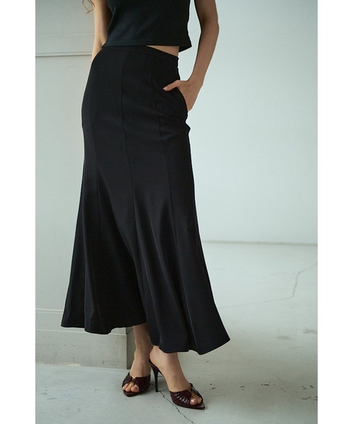 Estella.K(エステラケー)の「Robe Skirt ナローラインロングスカート(スカート・レディース・ブラック/ブラウン・SMALL/MEDIUM)」の3枚目の写真