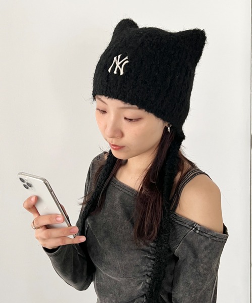 MLB(メジャーリーグベースボール)の「【日本未発売/WEB限定】MLB KOREA(エムエルビーコリア)/猫耳 ねこ耳ビーニー 耳付き ロゴパッチ ワッペン ビーニー ニット帽 フラップニットキャップ/Miyaong Earflap Beanie(ニットキャップ/ビーニー・レディース・ブラウン/クリーム/ブラック・FREE)」の12枚目の写真