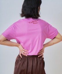 WHYTO.（ホワイト）の「「WHYTO. / ホワイト」カラーエンブロイダリーTシャツ（Tシャツ/カットソー）」