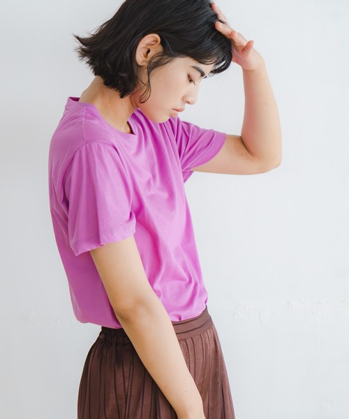 WHYTO.(ホワイト)の「「WHYTO. / ホワイト」カラーエンブロイダリーTシャツ(Tシャツ/カットソー・レディース・パープル/ブラウン/ブラック/オフホワイト/ブルー・FREE)」の5枚目の写真