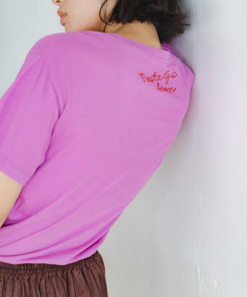 WHYTO.(ホワイト)の「「WHYTO. / ホワイト」カラーエンブロイダリーTシャツ(Tシャツ/カットソー・レディース・パープル/ブラウン/ブラック/オフホワイト/ブルー・FREE)」の15枚目の写真