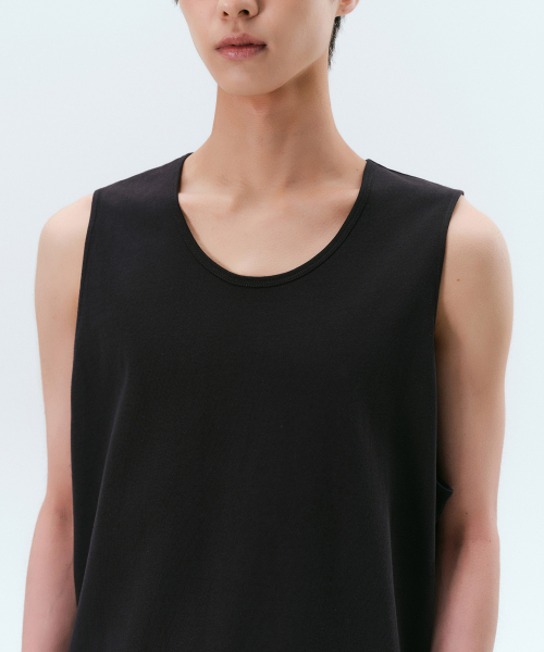 MUSINSA STANDARD（ムシンサスタンダード）の「レイヤードスクープネックスリーブレストップ[ブラック]（Tシャツ/カットソー・メンズ・その他・SMALL/MEDIUM/LARGE/X-LARGE/XX-LARGE/XXX-LARGE）」の4枚目の写真