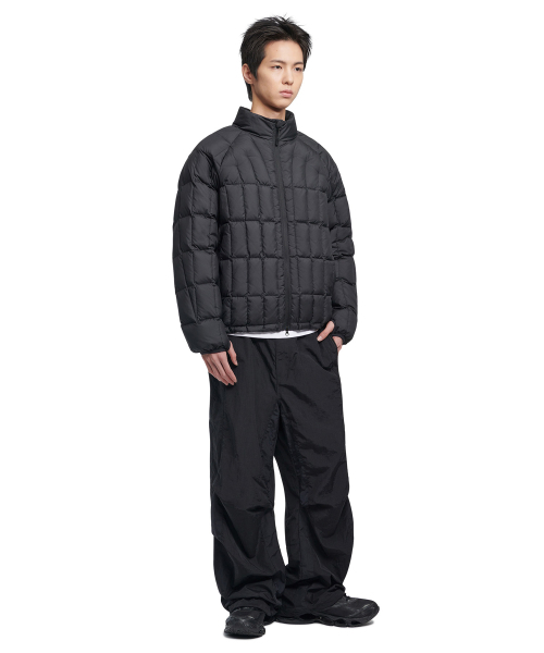 NOMANUAL(NOMANUAL)の「NEO LIGHT DOWN JACKET - BLACK(ダウンジャケット/コート・レディース・その他・SMALL/MEDIUM/LARGE)」の3枚目の写真