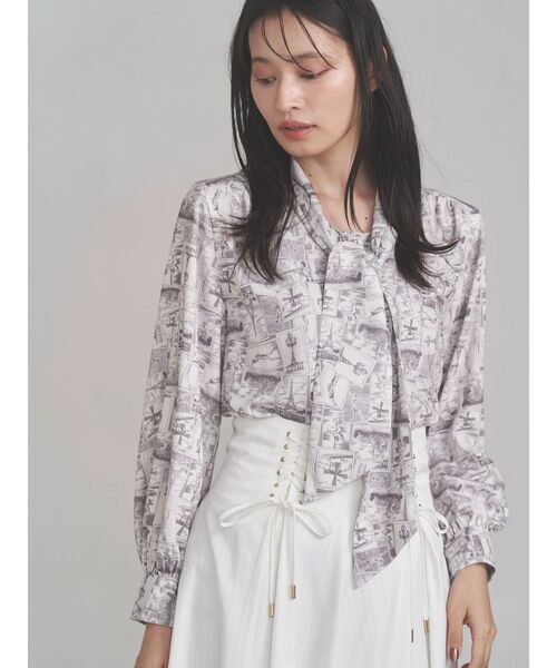 TONAL（トーナル）の「Parisモチーフボウタイブラウス（シャツ/ブラウス・レディース・ベージュ/ネイビー・MEDIUM）」の8枚目の写真