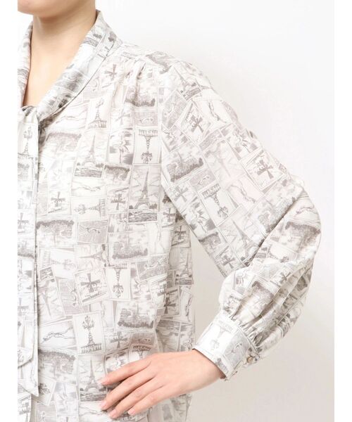 TONAL（トーナル）の「Parisモチーフボウタイブラウス（シャツ/ブラウス・レディース・ベージュ/ネイビー・MEDIUM）」の19枚目の写真