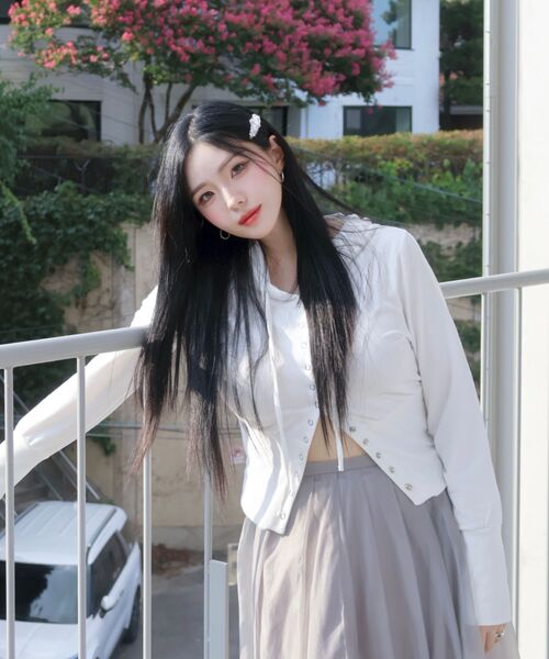 ROSEFRANTZ（ロゼフランツ）の「Eyelet Point Hood Zip-up [White]（パーカー・レディース・ホワイト・FREE）」の5枚目の写真