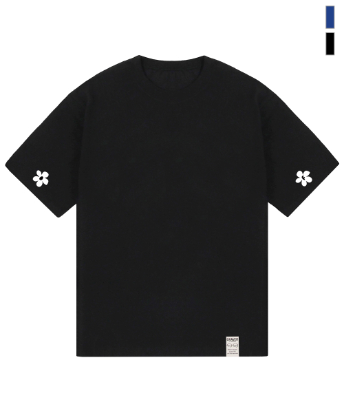GRAVER（グレーバー）の「[UNISEX] Sleeve Flower_2color（Tシャツ/カットソー・メンズ・ブラック・LARGE/MEDIUM/SMALL）」の4枚目の写真