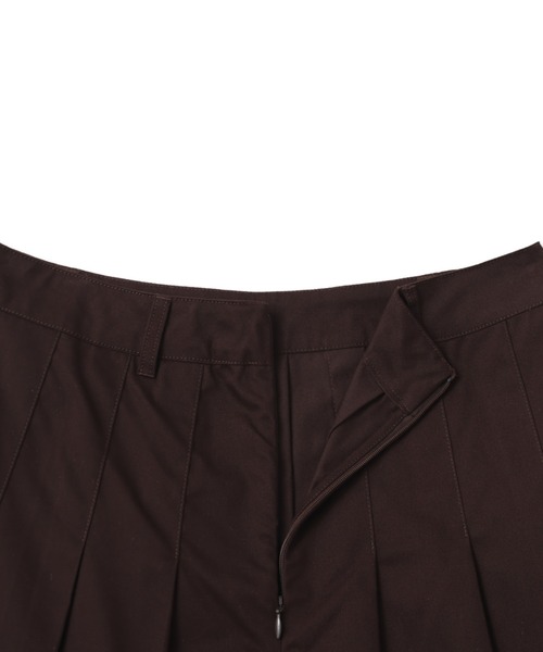 adidas(アディダス)の「adidas TWILL PLEATED SKIRT / アディダス ツイル プリーツ スカート(スカート・レディース・ブラウン・L/S)」の6枚目の写真