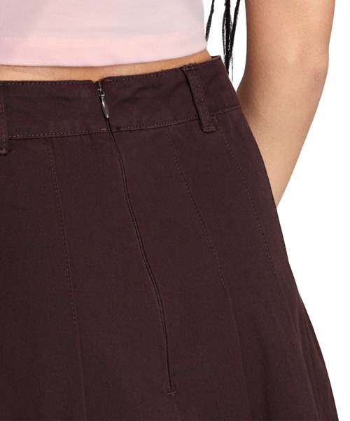 adidas(アディダス)の「adidas TWILL PLEATED SKIRT / アディダス ツイル プリーツ スカート(スカート・レディース・ブラウン・L/S)」の7枚目の写真