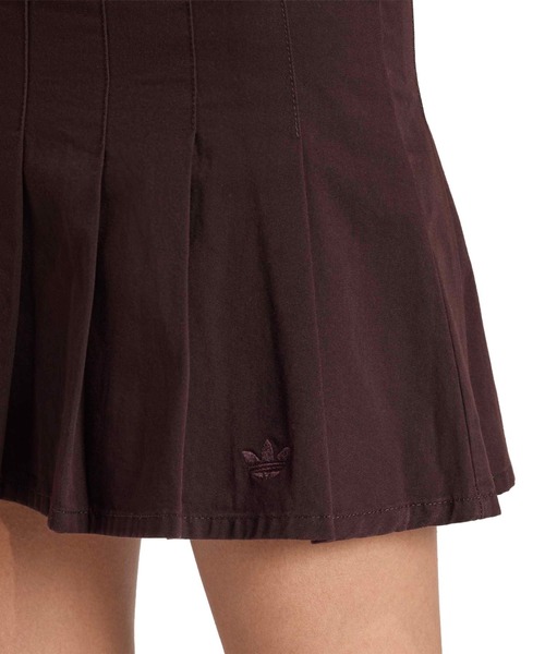 adidas(アディダス)の「adidas TWILL PLEATED SKIRT / アディダス ツイル プリーツ スカート(スカート・レディース・ブラウン・L/S)」の3枚目の写真