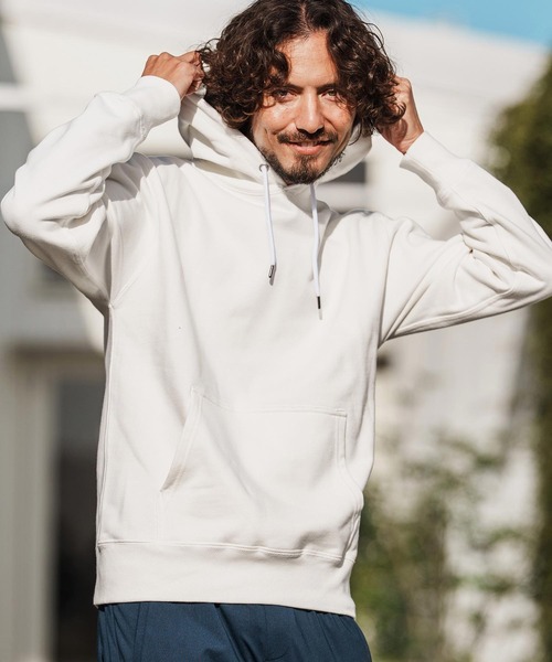 1minute 1second(ワンミニットワンセカンド)の「mpa4004-12oz heavy weight hoodie with heart patch パーカー(1M26H210)(パーカー・メンズ・ブラック/ブラック×ピンク/ホワイト・S/M/L/XL)」の1枚目の写真