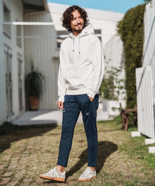 1minute 1second(ワンミニットワンセカンド)の「mpa4004-12oz heavy weight hoodie with heart patch パーカー(1M26H210)(パーカー・メンズ・ブラック/ブラック×ピンク/ホワイト・S/M/L/XL)」の5枚目の写真