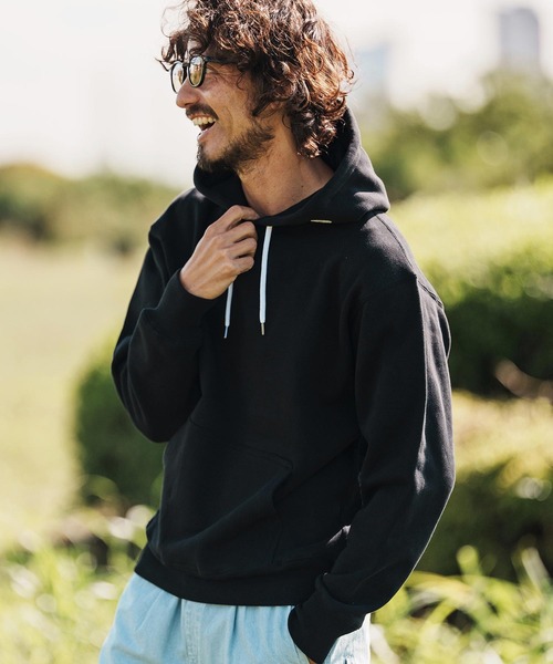 1minute 1second(ワンミニットワンセカンド)の「mpa4004-12oz heavy weight hoodie with heart patch パーカー(1M26H210)(パーカー・メンズ・ブラック/ブラック×ピンク/ホワイト・S/M/L/XL)」の14枚目の写真