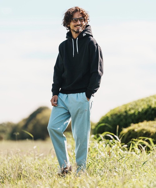 1minute 1second(ワンミニットワンセカンド)の「mpa4004-12oz heavy weight hoodie with heart patch パーカー(1M26H210)(パーカー・メンズ・ブラック/ブラック×ピンク/ホワイト・S/M/L/XL)」の15枚目の写真