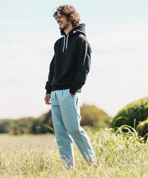 1minute 1second(ワンミニットワンセカンド)の「mpa4004-12oz heavy weight hoodie with heart patch パーカー(1M26H210)(パーカー・メンズ・ブラック/ブラック×ピンク/ホワイト・S/M/L/XL)」の16枚目の写真