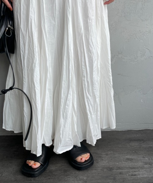 mizuiroind（ミズイロインド）の「[mizuiro ind/ミズイロインド] ボリュームフレアロングスカート（スカート・レディース・ブラック/オフホワイト・F）」の12枚目の写真