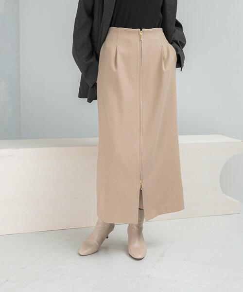 URBAN RESEARCH ROSSO WOMEN（アーバンリサーチ　ロッソ）の「『UR TECH』後ゴムスリットストレートスカート（スカート・レディース・ブラック/ベージュ・36/38）」の2枚目の写真