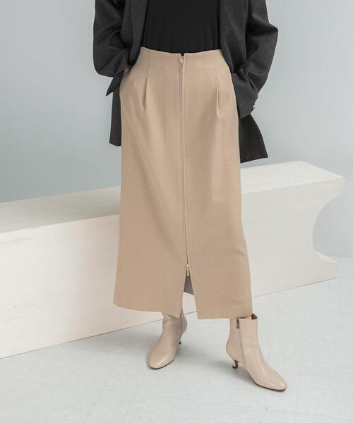 URBAN RESEARCH ROSSO WOMEN（アーバンリサーチ　ロッソ）の「『UR TECH』後ゴムスリットストレートスカート（スカート・レディース・ブラック/ベージュ・36/38）」の3枚目の写真