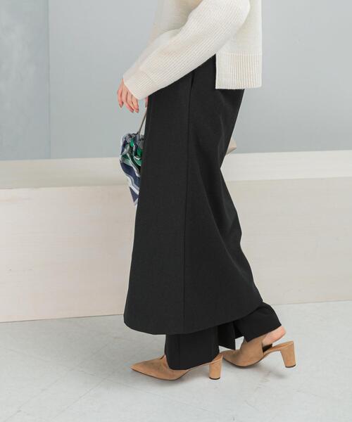 URBAN RESEARCH ROSSO WOMEN（アーバンリサーチ　ロッソ）の「『UR TECH』後ゴムスリットストレートスカート（スカート・レディース・ブラック/ベージュ・36/38）」の14枚目の写真