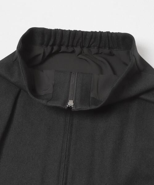 URBAN RESEARCH ROSSO WOMEN（アーバンリサーチ　ロッソ）の「『UR TECH』後ゴムスリットストレートスカート（スカート・レディース・ブラック/ベージュ・36/38）」の17枚目の写真