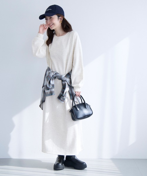 coca(coca)(コカ)の「【DAILY WARM】裏起毛スウェットワンピース(ワンピース・レディース・オートミール/ネイビー・S/M/L)」の8枚目の写真
