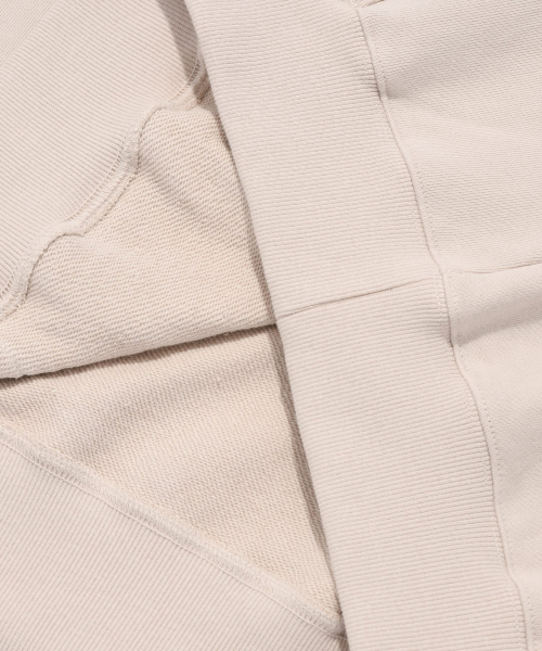 COVERNAT(カバーナット)の「シグニチャーシンボルフードパーカーグレージュ(パーカー・レディース・その他・SMALL/X-LARGE/MEDIUM/LARGE)」の8枚目の写真