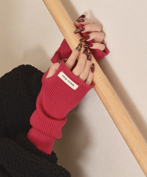 VIBGYOR Women（ヴィブジョー　ウィメン）の「【float】《推し活/推しカラー/メンカラ》リブニット デザイン アームカバー/アームウォーマー【12色展開】（アームカバー・レディース・パープル/ホワイト/ブラウン/ピンク/レッド/ブラック/グレー/ブルー/ベージュ/グリーン・FREE）」の9枚目の写真