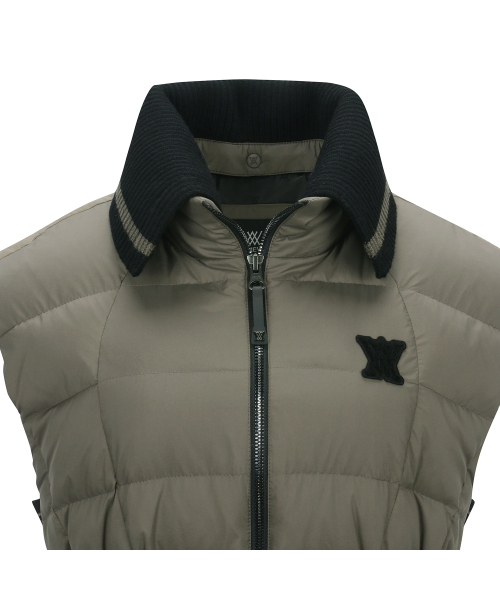 ANEW GOLF（アニューゴルフ）の「W HIGH NECK LONG DOWN VT_LW（ベスト・レディース・その他・LARGE/MEDIUM/X-SMALL/SMALL）」の3枚目の写真