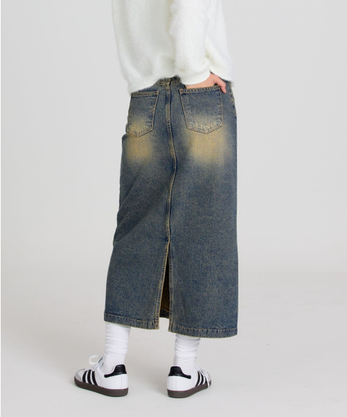 BUTTON UP(ボタンアップ)の「ヴィンテージウォッシュドデニムロングスカート(スカート・レディース・その他・SMALL/MEDIUM)」の2枚目の写真