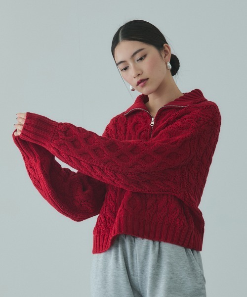 VICKY（ビッキー）の「バルキーケーブルハーフジップニット≪手洗い可能≫（ニット/セーター・レディース・レッド/オフホワイト/ダークグレー・M）」の3枚目の写真