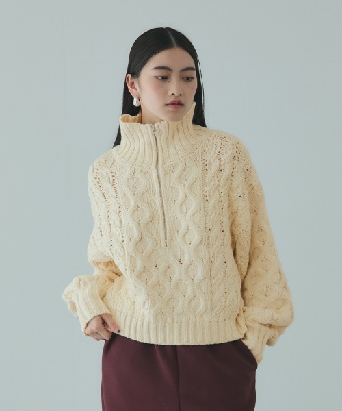 VICKY（ビッキー）の「バルキーケーブルハーフジップニット≪手洗い可能≫（ニット/セーター・レディース・レッド/オフホワイト/ダークグレー・M）」の8枚目の写真