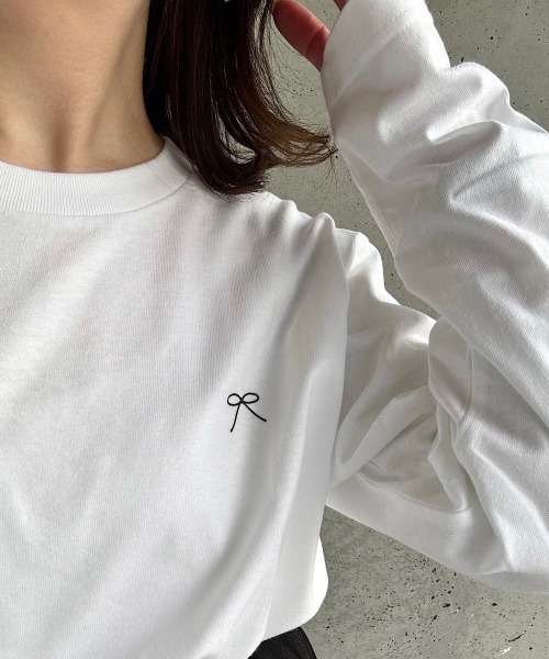 etta(エタ)の「シンプルワンポイントリボンプリントロンT/長袖Tシャツ(Tシャツ/カットソー・レディース・ホワイト・MEDIUM/LARGE/SMALL)」の13枚目の写真