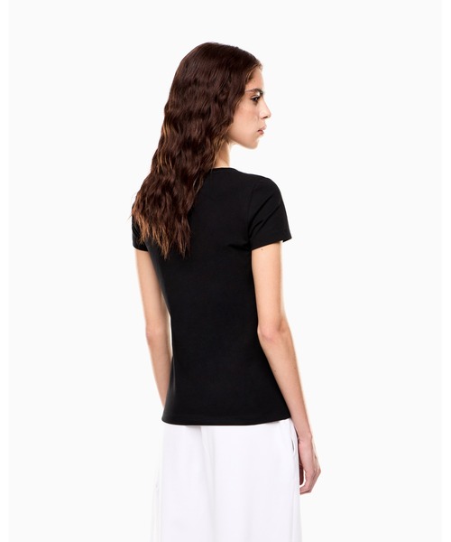EMPORIO ARMANI EA7（エンポリオアルマーニイーエーセブン）の「<オンライン限定>【エンポリオ アルマーニ EA7】Core Lady Tシャツ スリムフィット ストレッチジャージー（Tシャツ/カットソー・レディース・ブラック/ライトグレー・LARGE/MEDIUM/SMALL/X-LARGE/X-SMALL）」の5枚目の写真