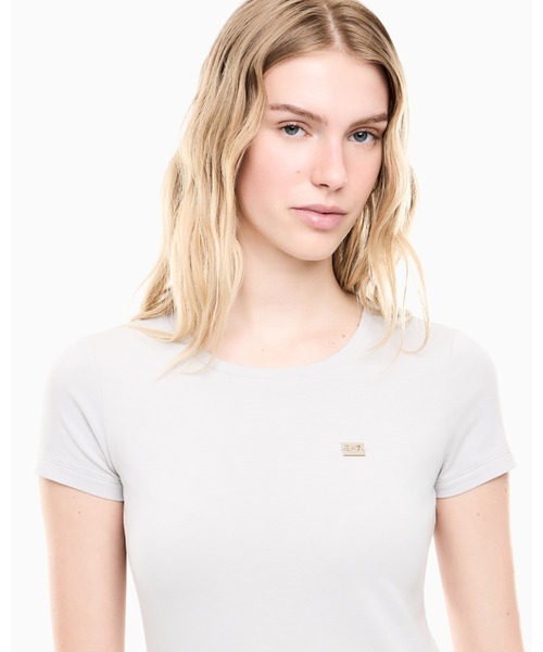 EMPORIO ARMANI EA7（エンポリオアルマーニイーエーセブン）の「<オンライン限定>【エンポリオ アルマーニ EA7】Core Lady Tシャツ スリムフィット ストレッチジャージー（Tシャツ/カットソー・レディース・ブラック/ライトグレー・LARGE/MEDIUM/SMALL/X-LARGE/X-SMALL）」の7枚目の写真